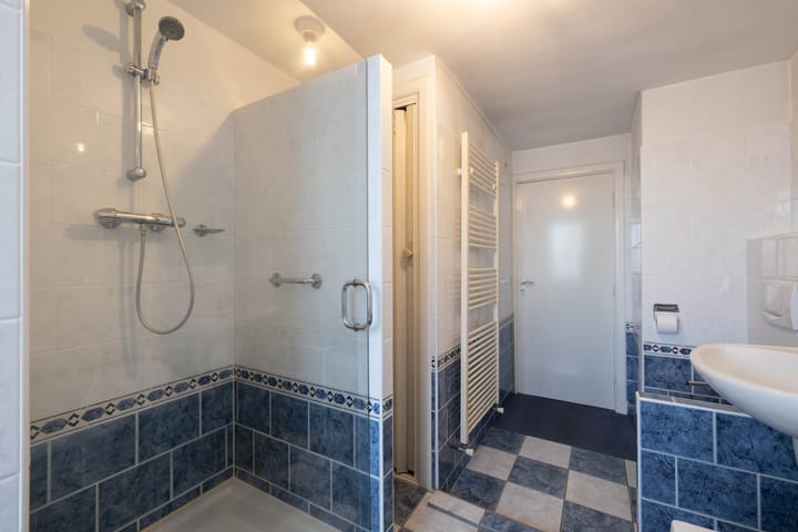 Foto 23 van Rietstraat 235