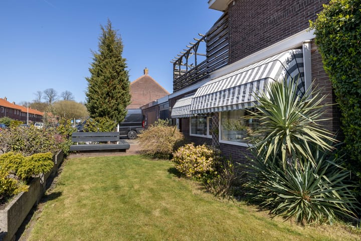 Foto 32 van Rietstraat 235