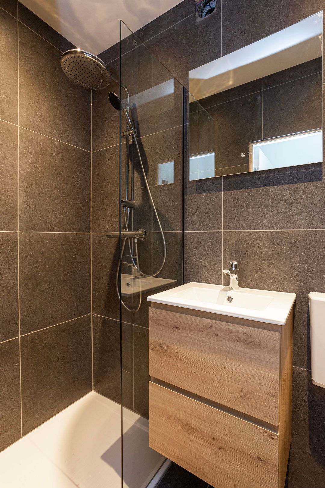 Foto 13 van Minahassastraat 27-B