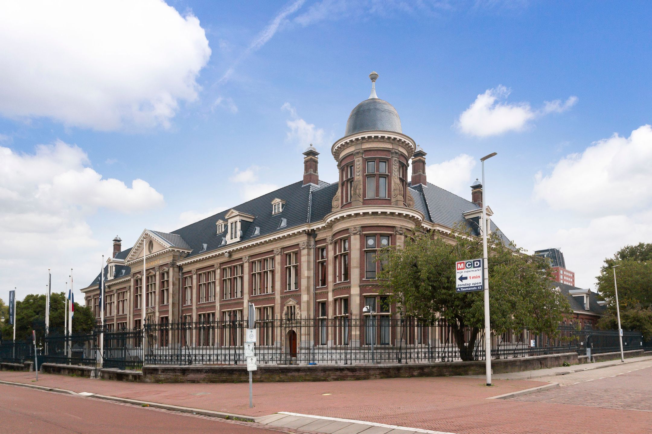 Foto 18 van Minahassastraat 27-B