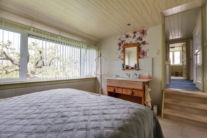 Foto 24 van Westeinderweg 11