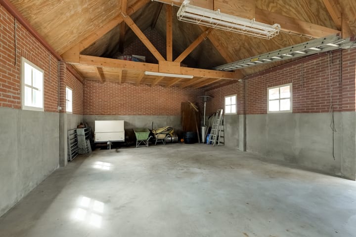 Foto 34 van Westeinderweg 11