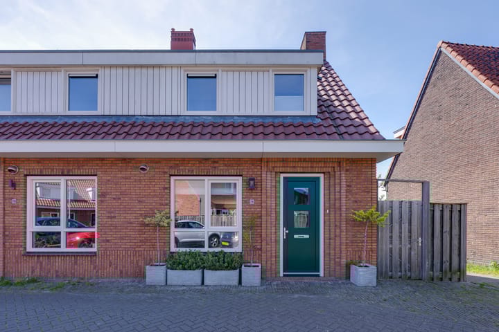 Foto 8 van Archangelstraat 76