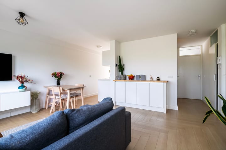 Photo 13 of Haarlemmerweg 485-H