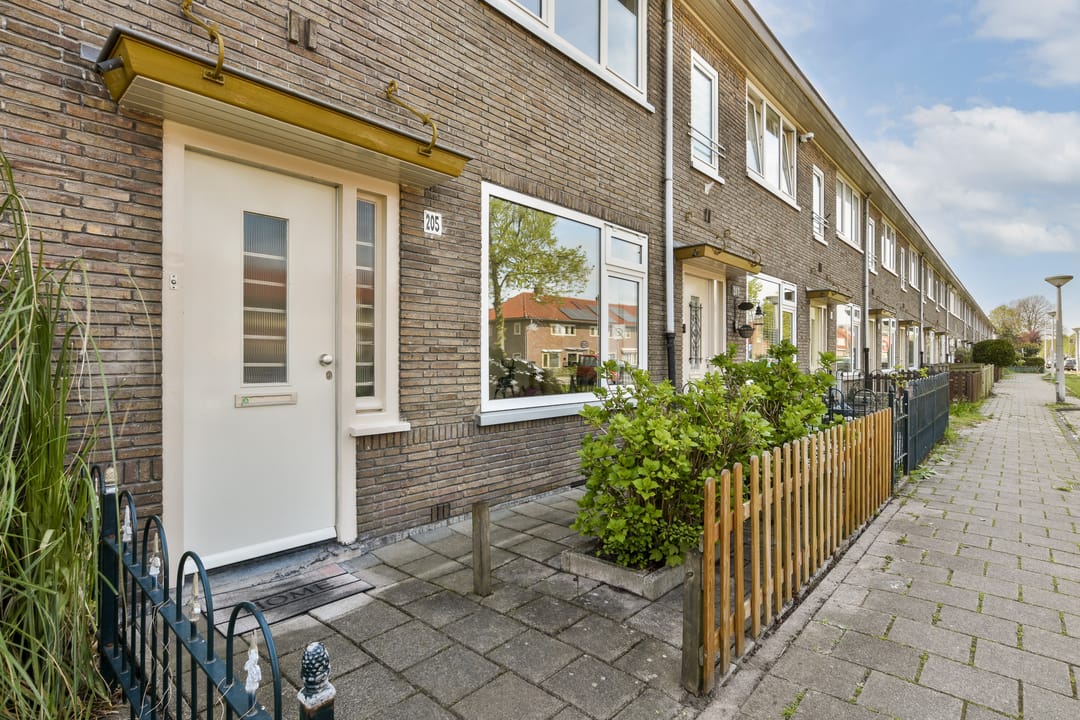 Photo 2 of Meteorenweg 205