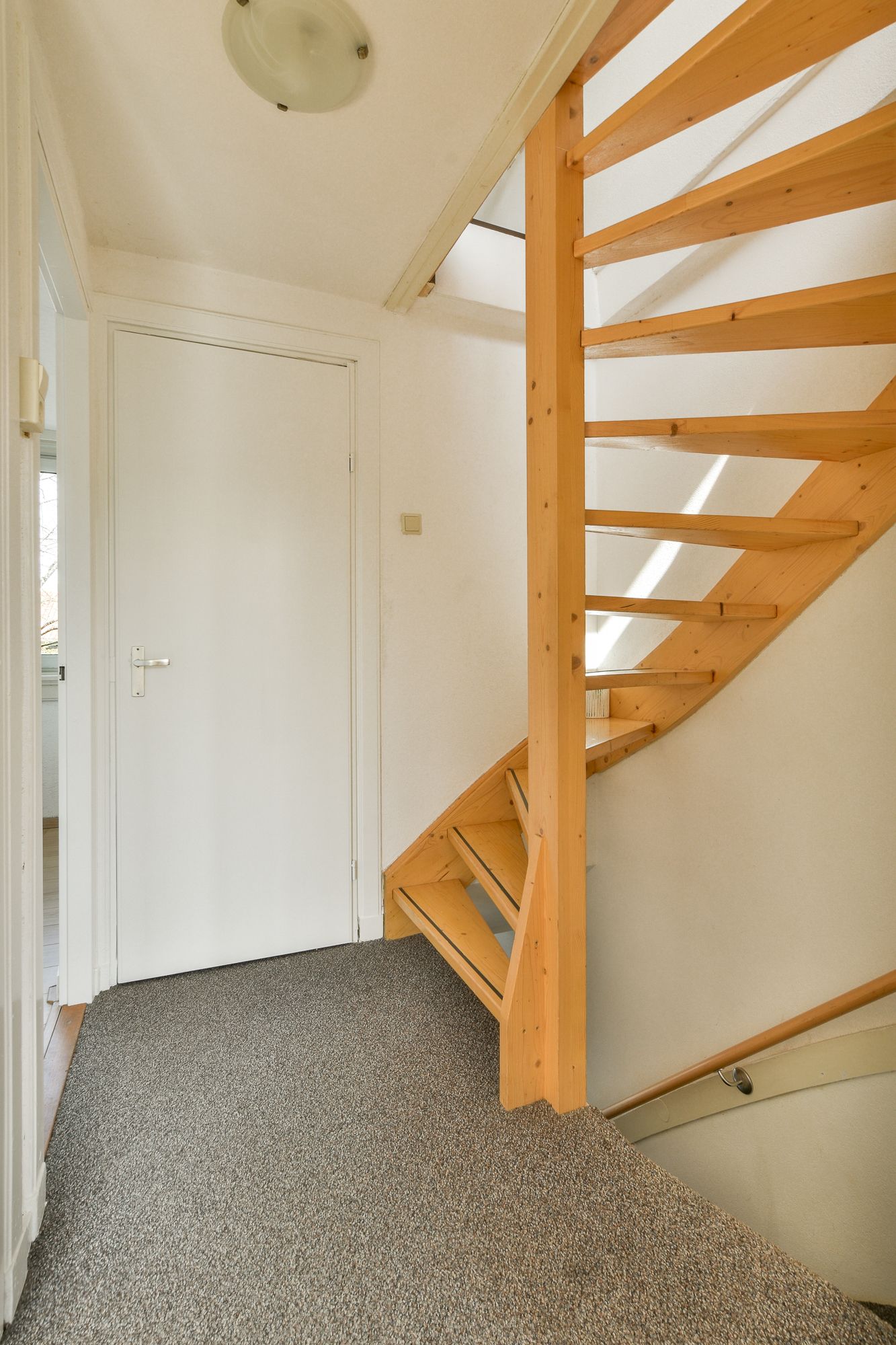 Photo 20 of Meteorenweg 205