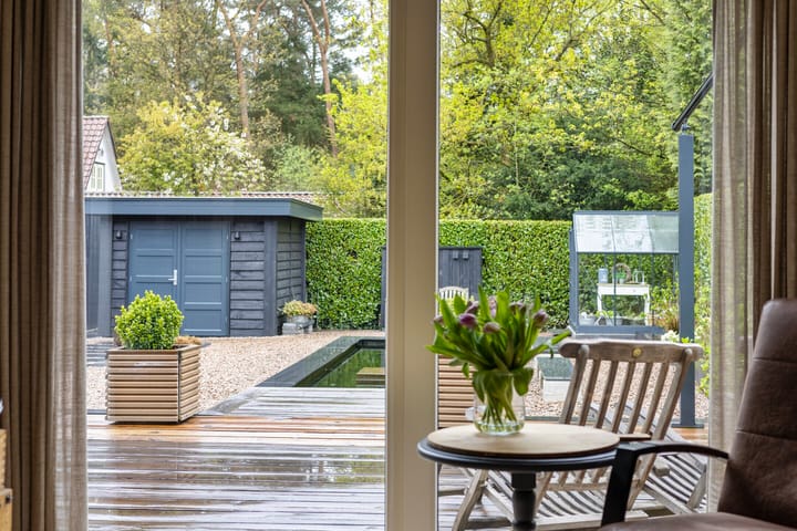 Photo 14 of Nieuwe Prinsenweg 5-1