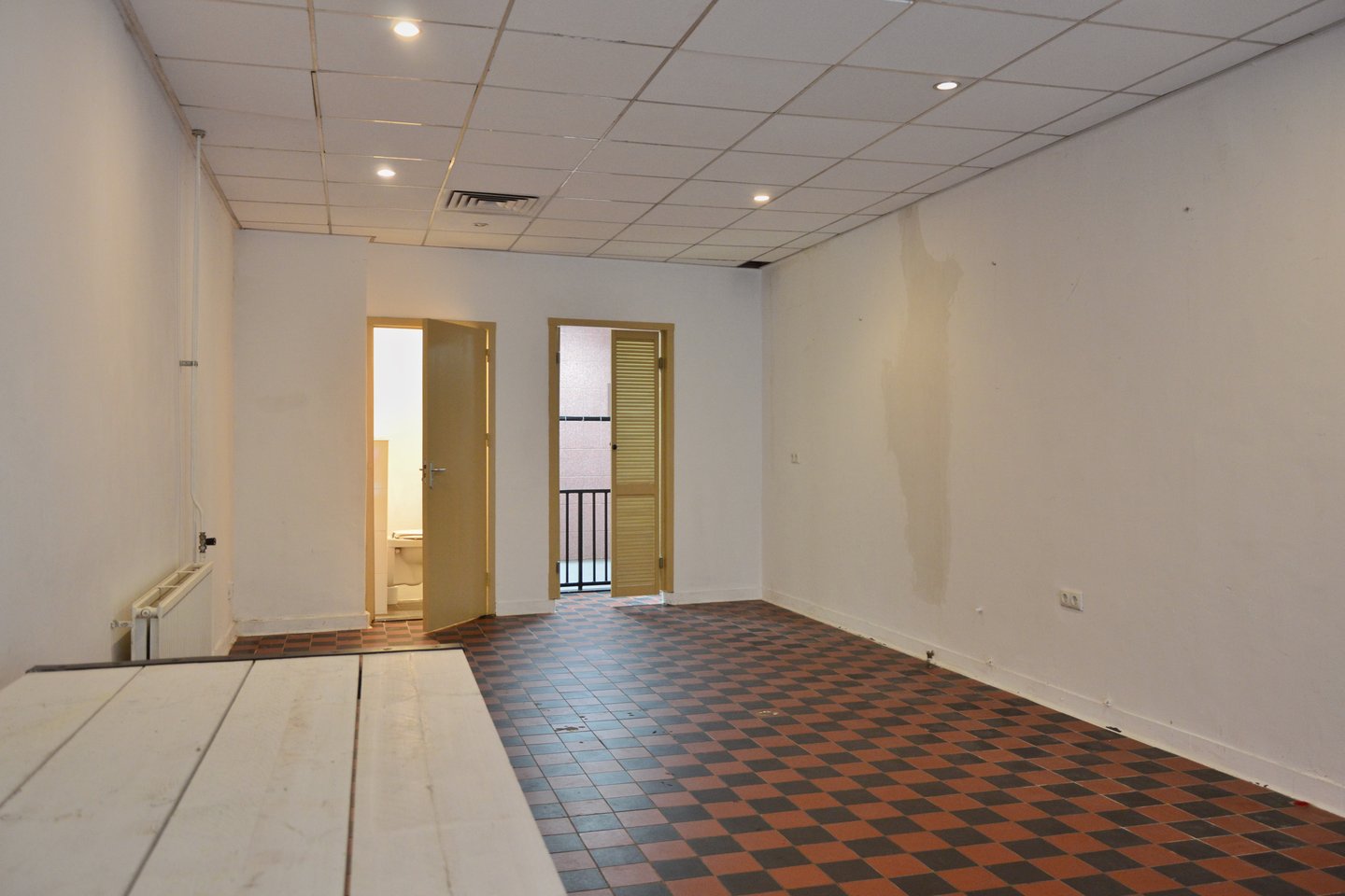 View photo 4 of Uilegats 6