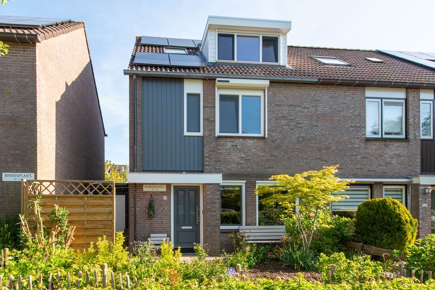 Binnenplaats 70 main image