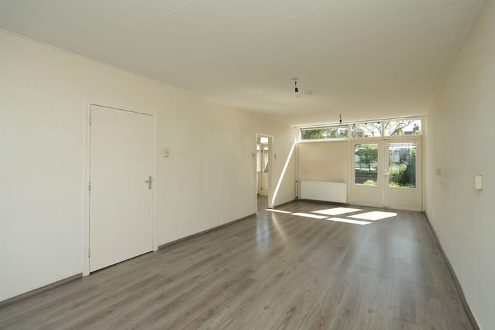 Foto 8 van Marconistraat 139