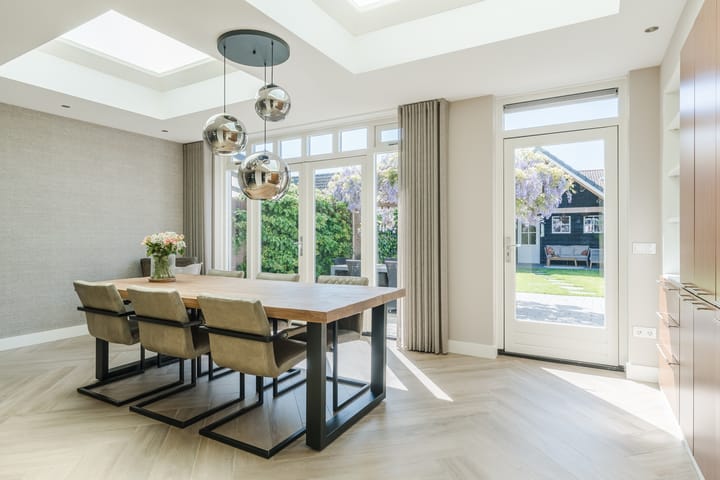 Foto 13 van Den Haas 14