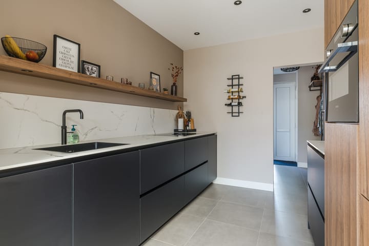 Foto 18 van Den Haas 14