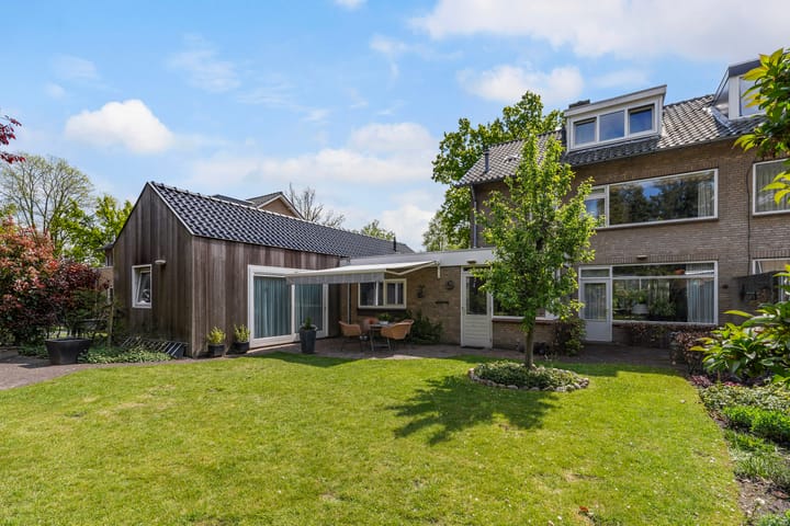 Foto 4 van Woeringenlaan 47