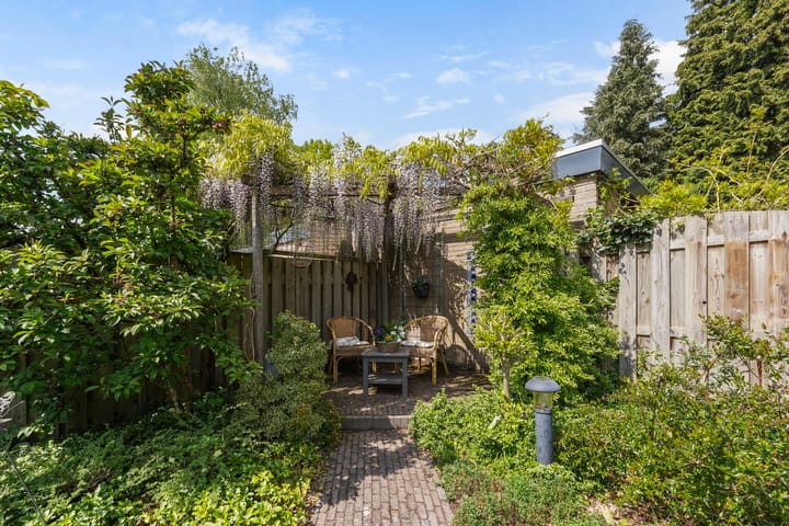 Foto 50 van Woeringenlaan 47