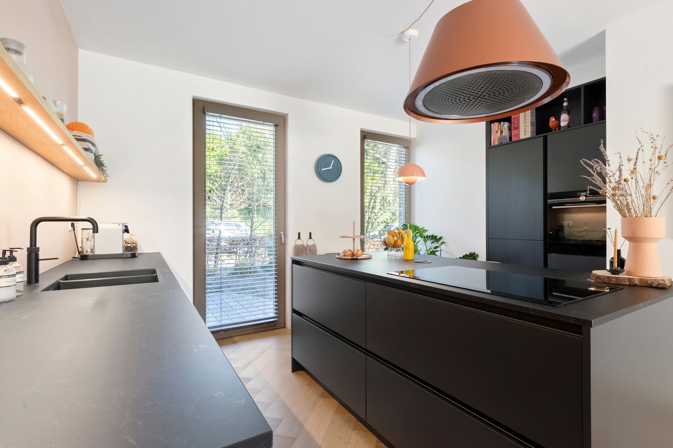 Foto 15 van Pieter Weijstraat 3