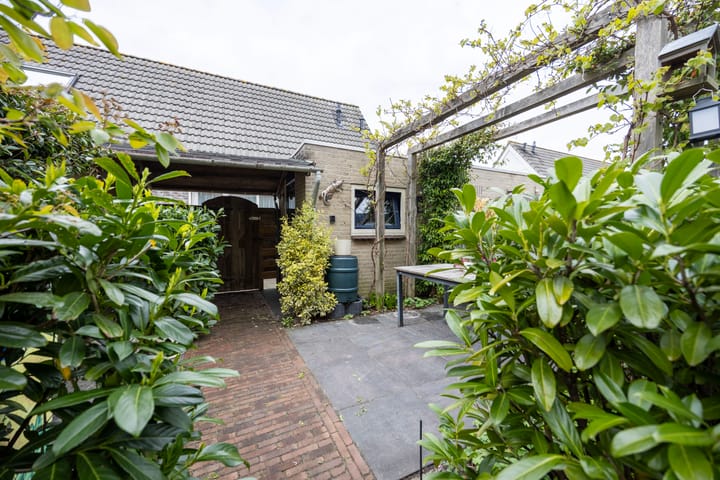 Foto 13 van Grote Buitendijk 226