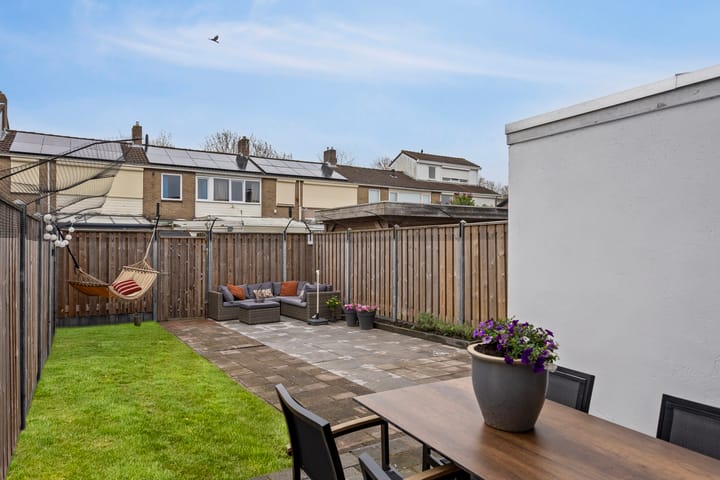 Foto 6 van de Bruynstraat 18