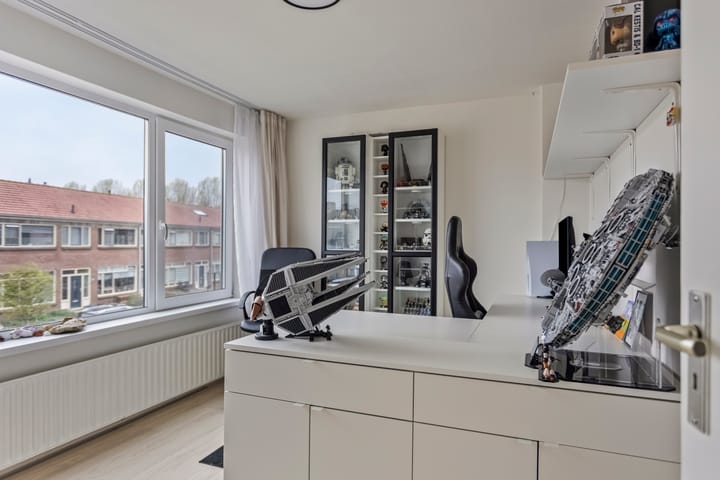 Foto 33 van de Bruynstraat 18