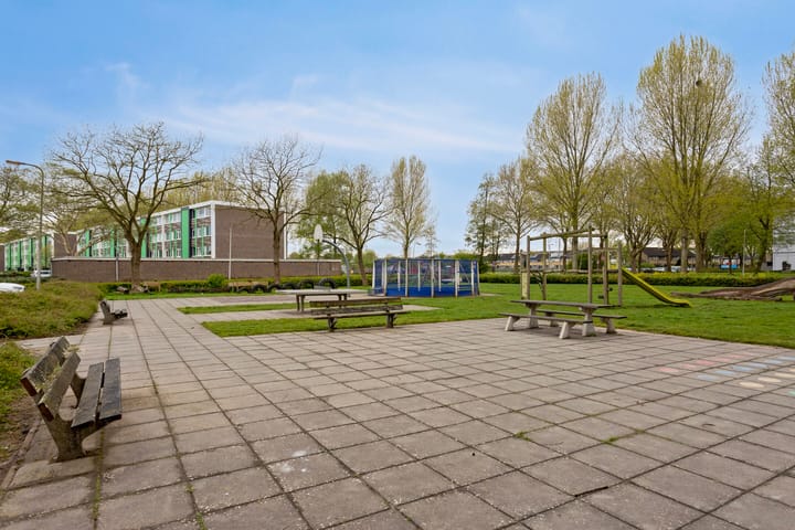 Foto 42 van de Bruynstraat 18