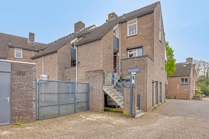 Foto 5 van Dokter Crasbornplein 13