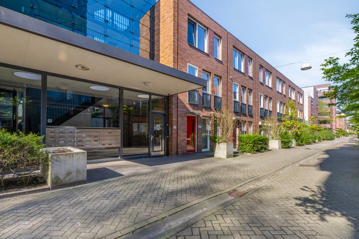 Foto 31 van Johan Hofmanstraat 319