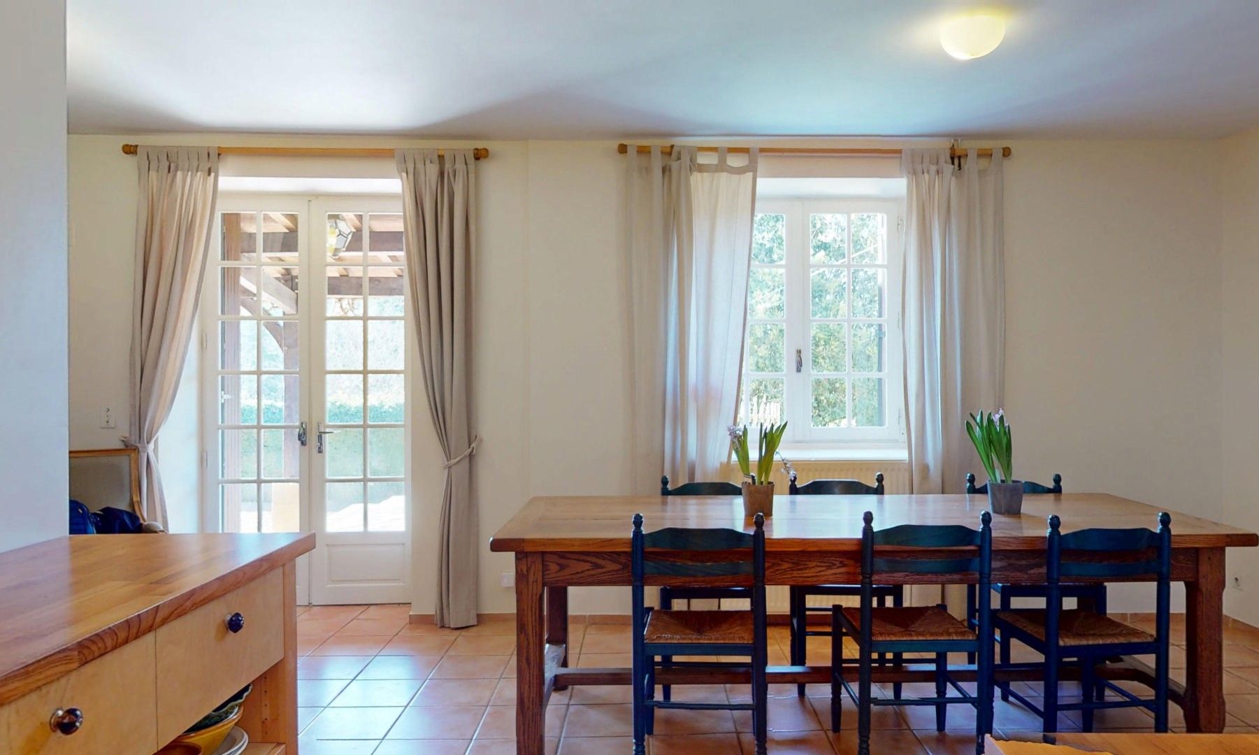 Foto 36 van 11 Av. des Templiers