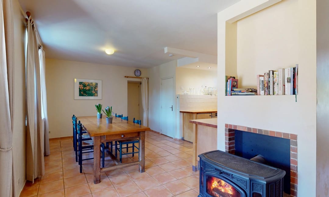 Foto 37 van 11 Av. des Templiers