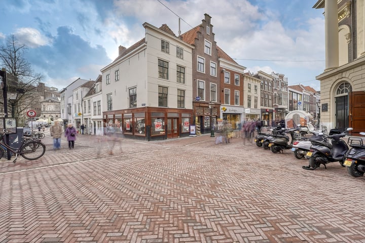 Haarlemmerstraat 127, Leiden