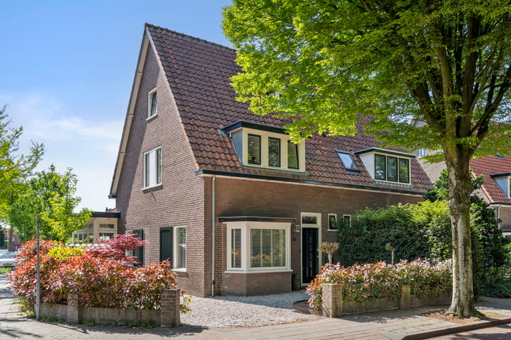 Foto 1 van Julianalaan 32