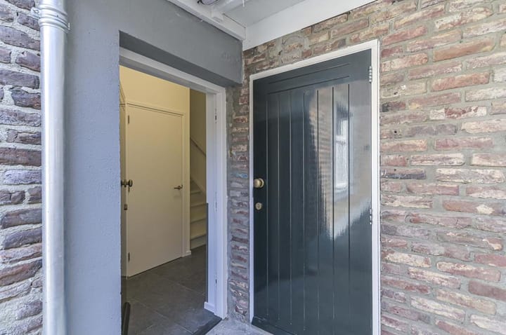 Photo 6 of Laurierstraat 1-A