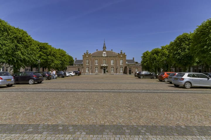 Photo 35 of Laurierstraat 1-A