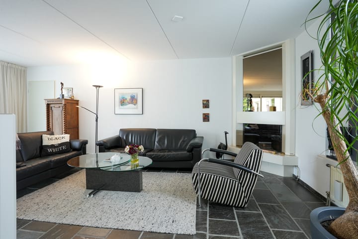 Foto 10 van van Mulkenplein 22