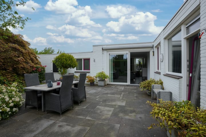 Foto 27 van van Mulkenplein 22