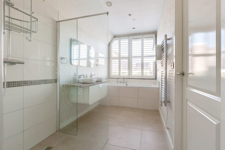 Foto 33 van Frederik Hendrikstraat 48