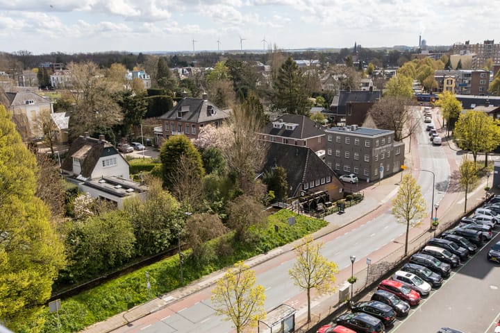 Foto 4 van Den Heuvel 78