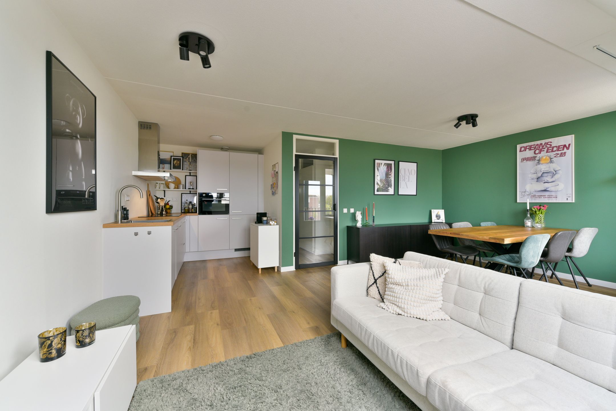 Foto 9 van Harmonieplein 97