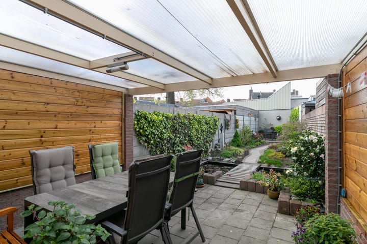 Foto 26 van Hoefstraat 35