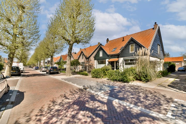 Huis te koop: Parklaan 96 2132 BP Hoofddorp [Funda]