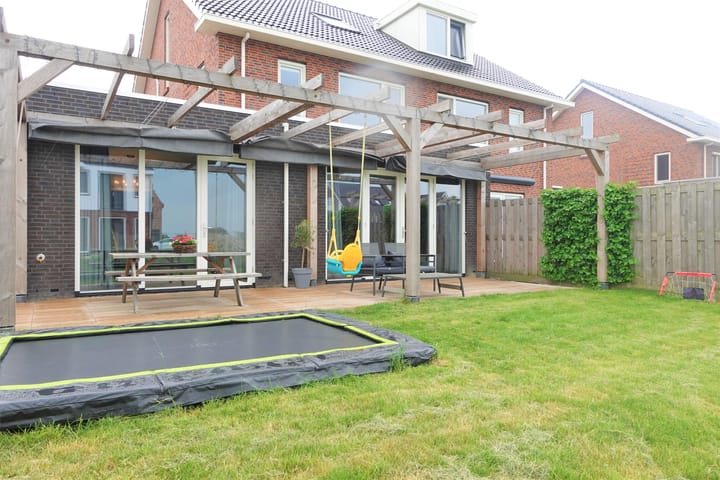 Photo 4 of Steenbakker 5