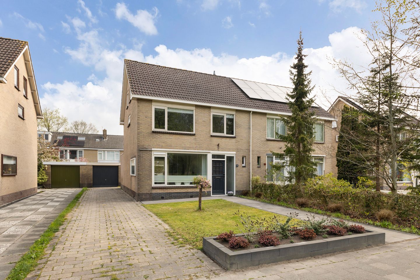 Photo 4 of Wythústerwei 13