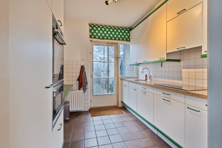 Foto 12 van Admiraal de Ruyterlaan 14