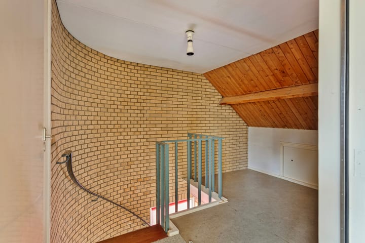 Foto 31 van Admiraal de Ruyterlaan 14