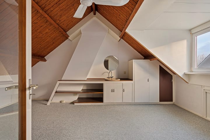 Foto 33 van Admiraal de Ruyterlaan 14