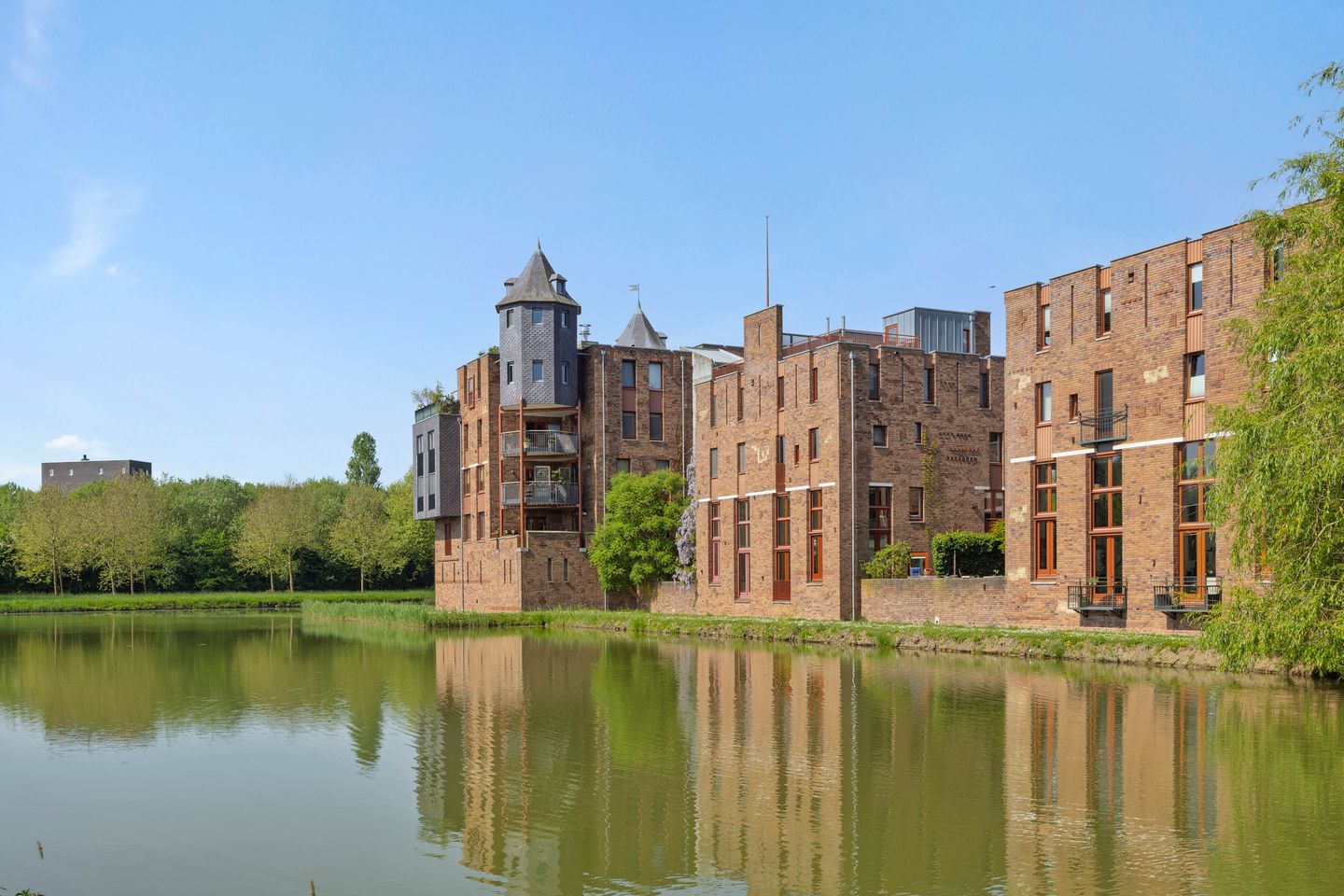 Photo 44 of Leliënhuyze 31