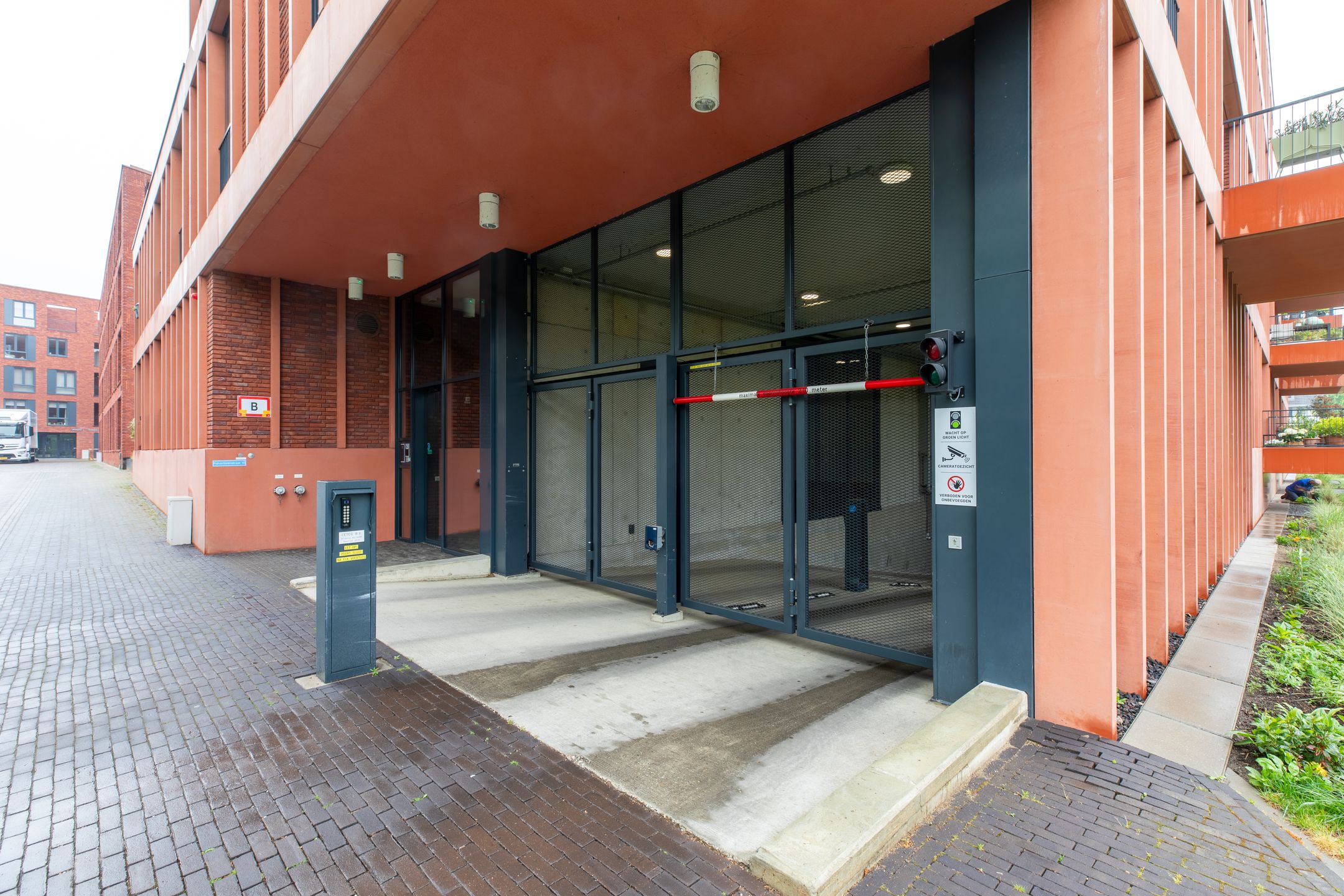 Photo 27 of Polvertorenstraat 10-B07