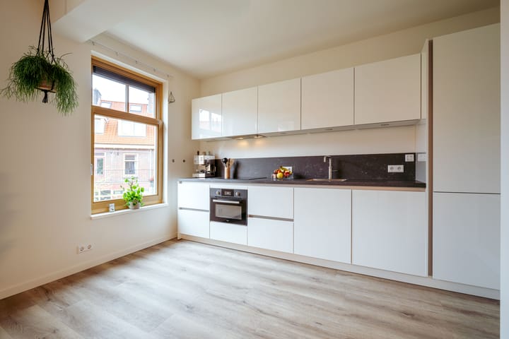 Foto 12 van Begoniastraat 14-A