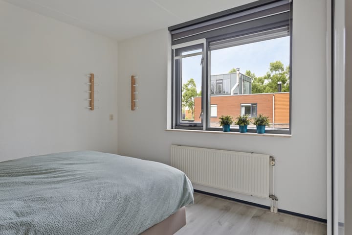 Foto 9 van Bernard Zweersstraat 11