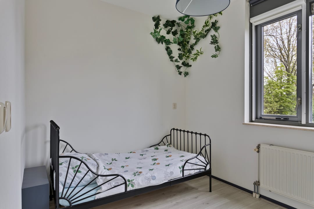 Foto 11 van Bernard Zweersstraat 11