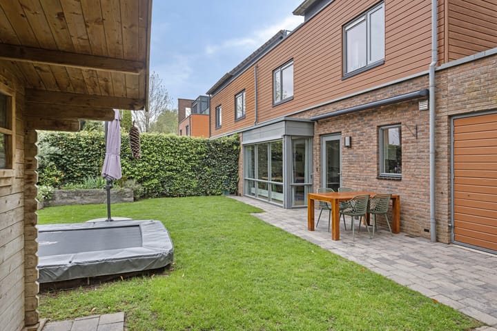 Foto 18 van Bernard Zweersstraat 11