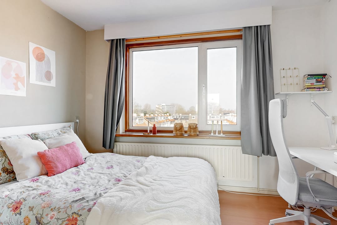 Photo 13 of Zonnestein 102